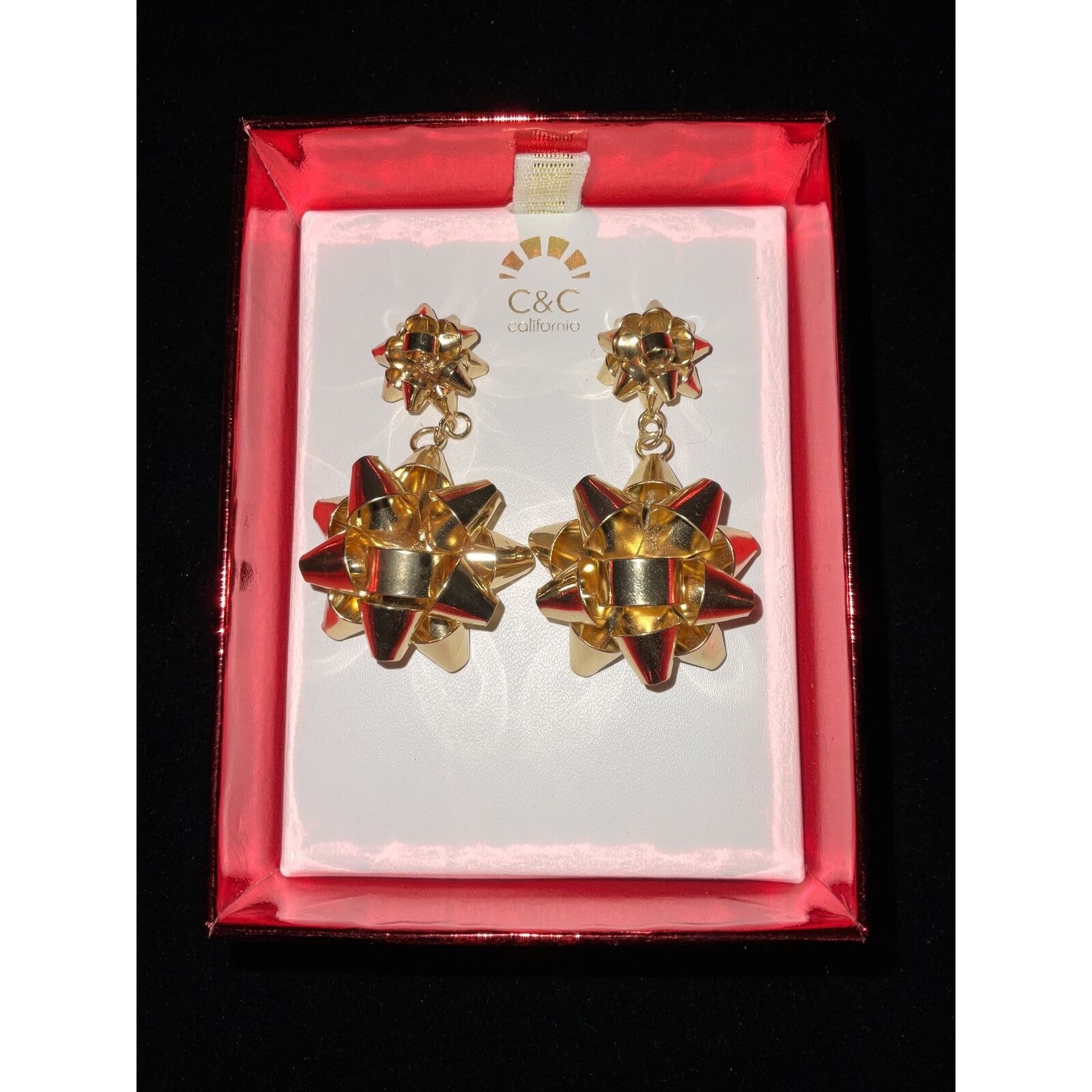 New CC California Gold Bow Gold Tone Dangle Earrings Christmas Holiday 25$
